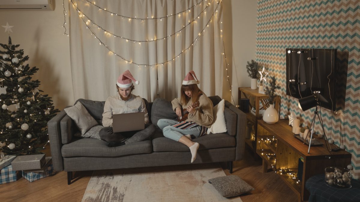 10 ways to stay productive over the holidays